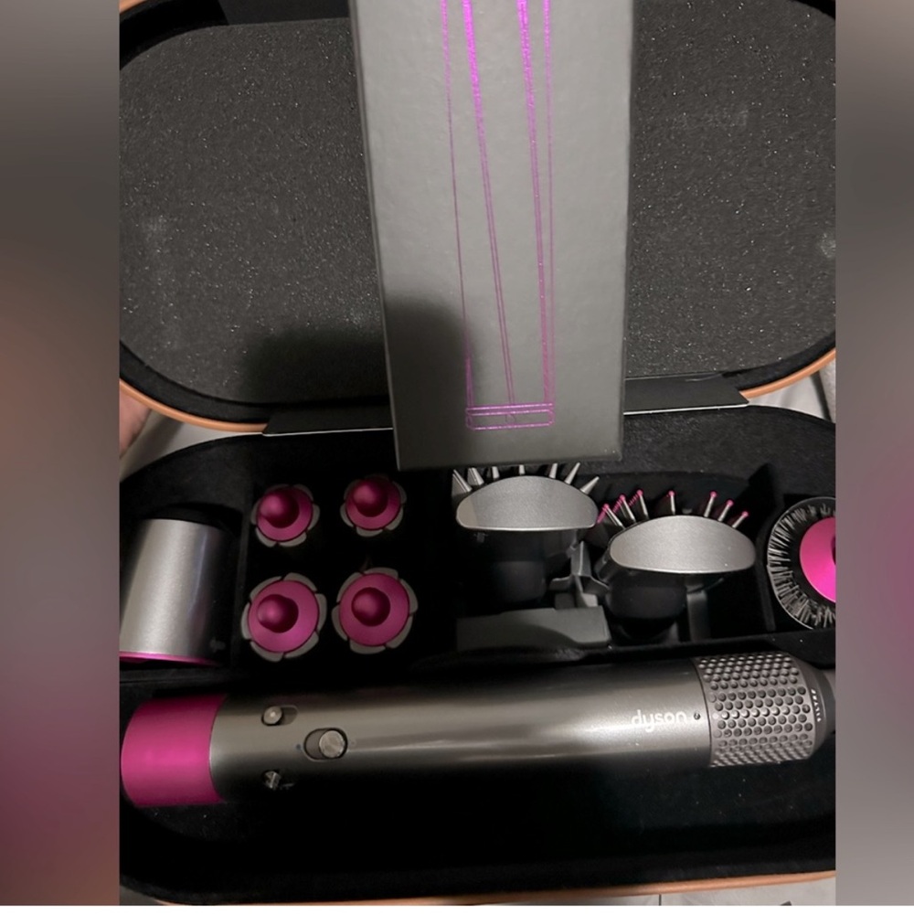 Dyson HS01 Curling
Iron